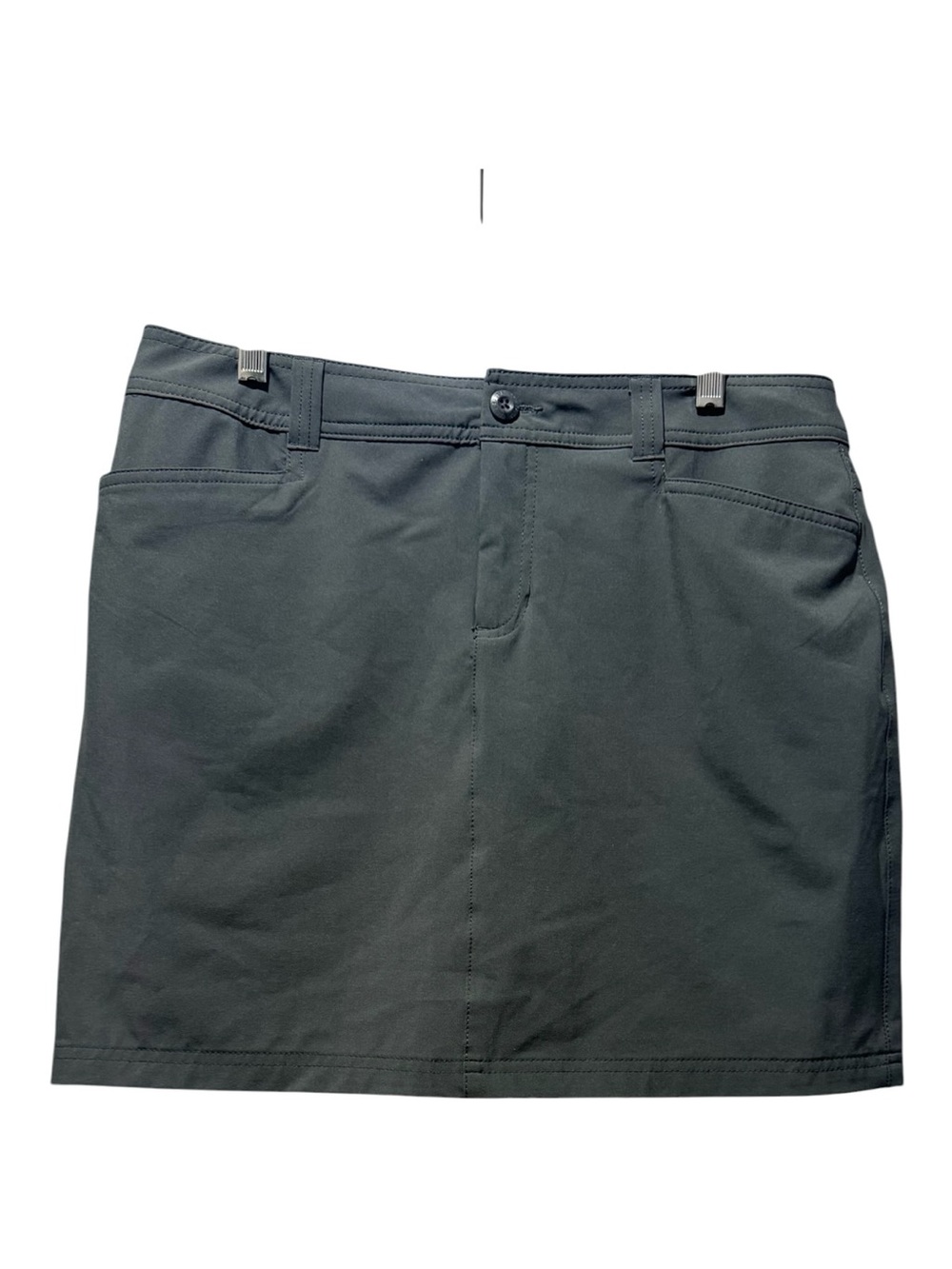 Eddie Bauer Adventurer Skort Size 8 Gray Outdoor Travel Activewear